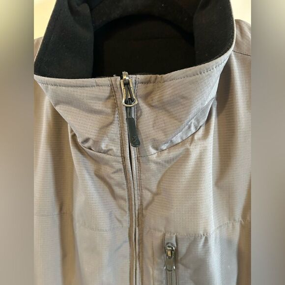 Izod Gray Black Reversible Men’s Zip Vest XL NWT - Picture 4 of 13